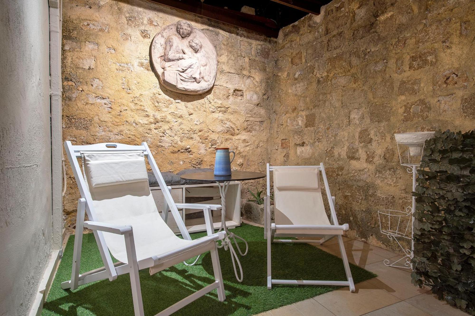 Old Town Corner Luxury Studios Rhodes City 외부 사진