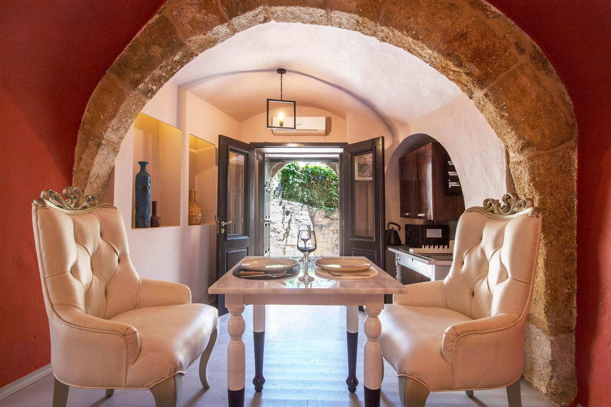 Old Town Corner Luxury Studios Rhodes City 외부 사진